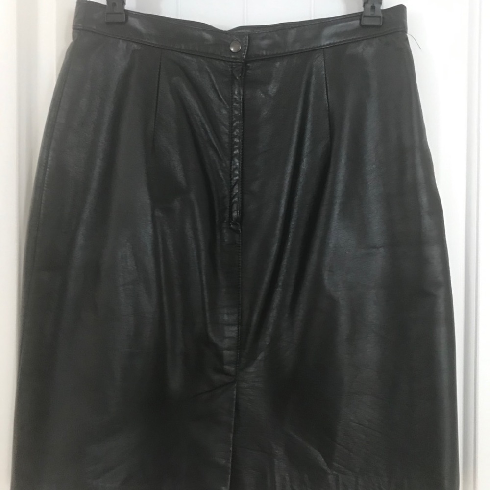 Leather skirt